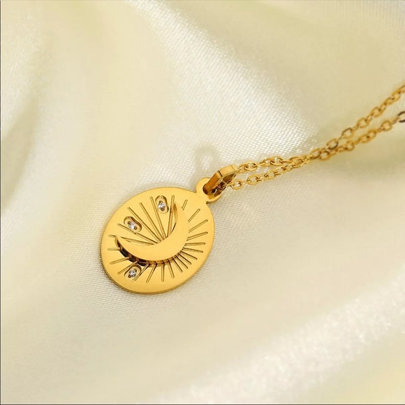 Honey + Lo Moonbeam Pendant Necklace - Picture 2 of 4